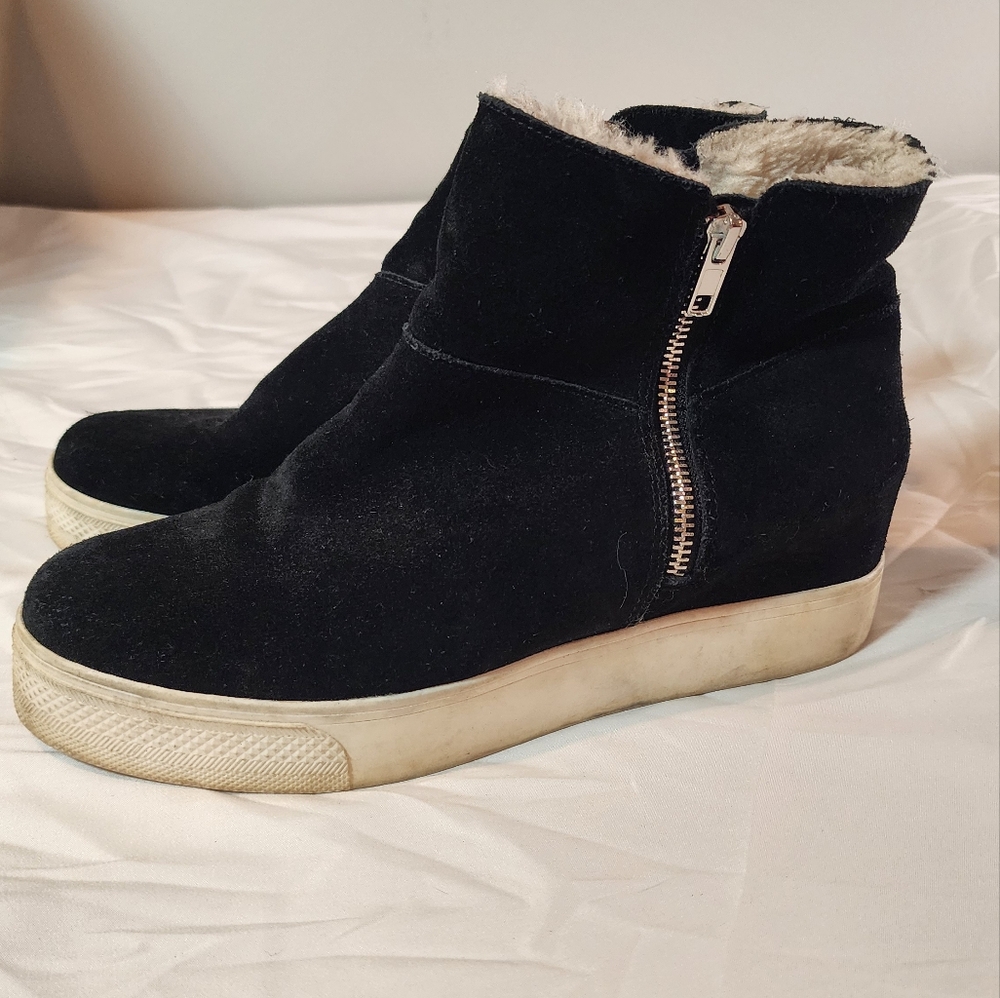 Steve Madden Black Sherpa Lined Double Zip Ankle Boots